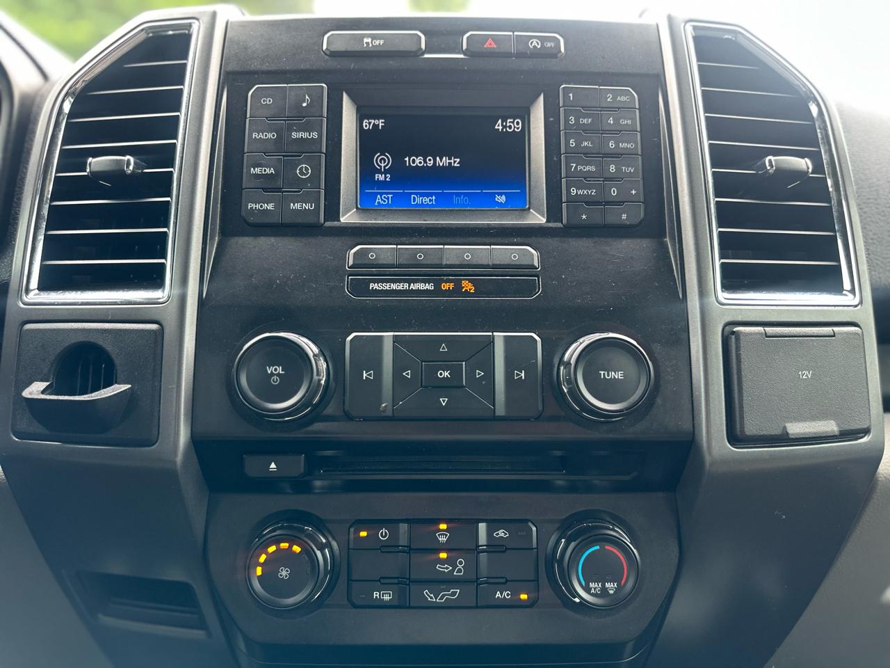 Ford F-150 XLT 2WD 2015