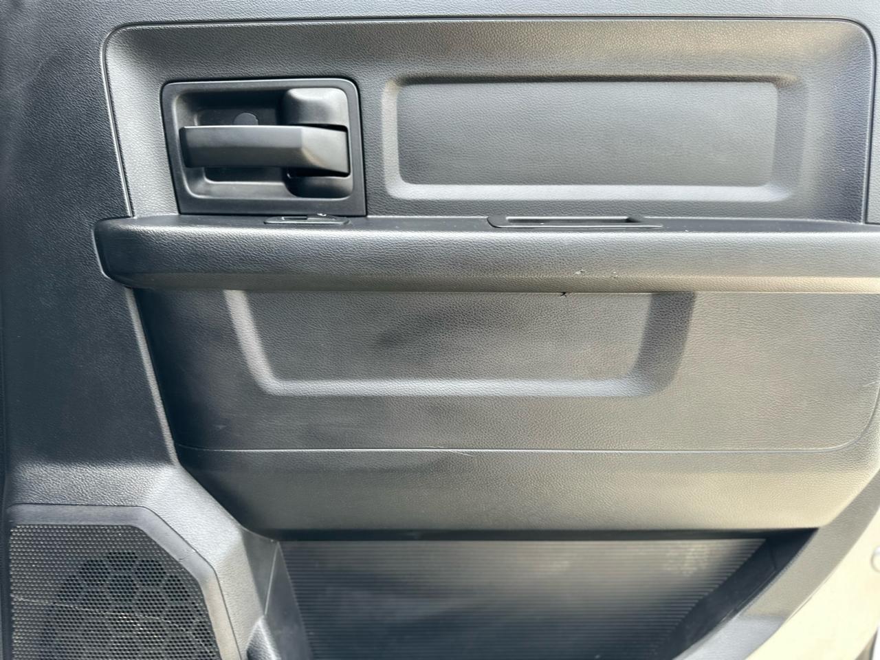 RAM 2500 Tradesman Crew Cab SWB 4WD 2015