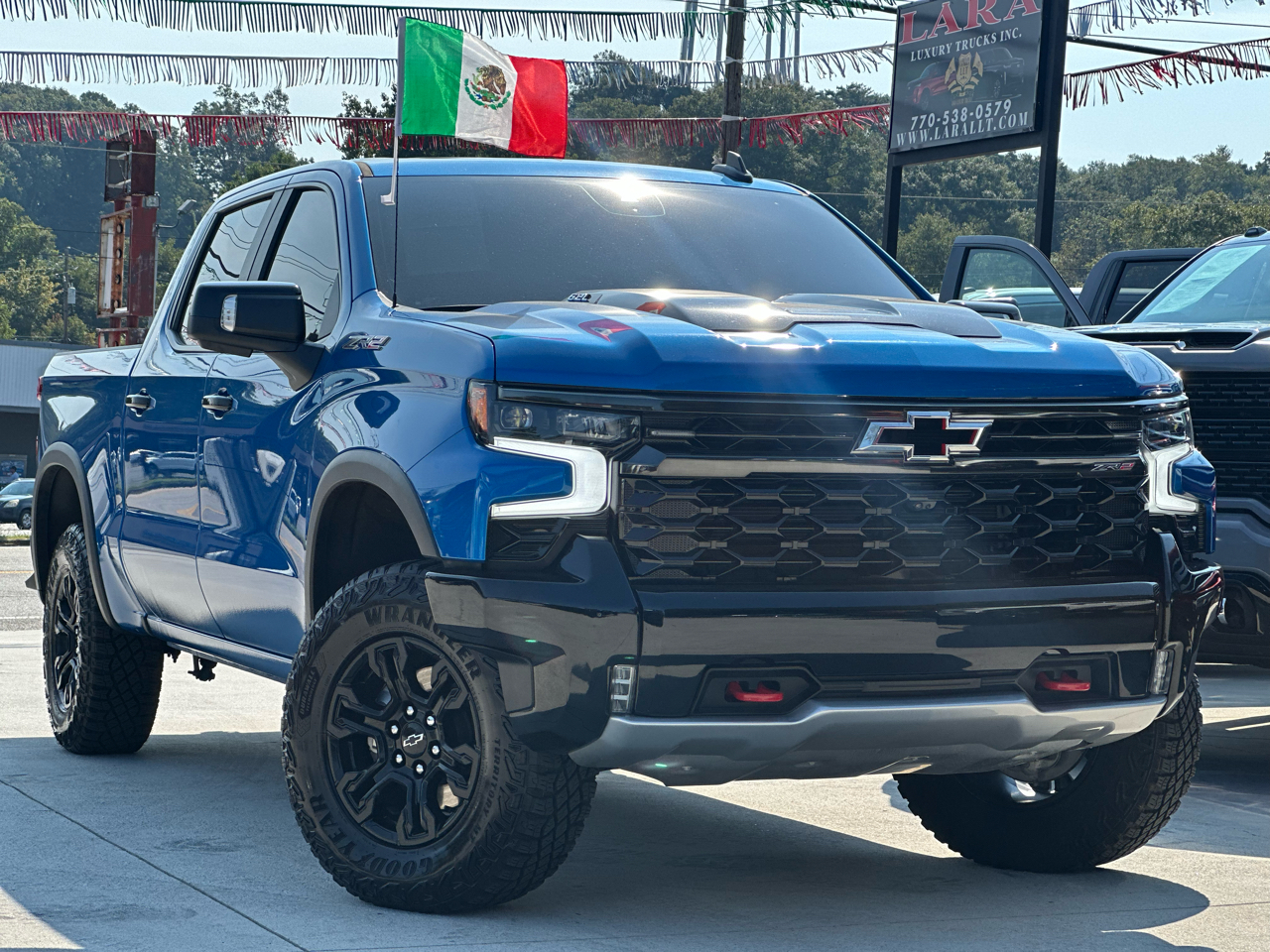 2023 Chevrolet Silverado 1500 ZR2 Crew Cab 4WD