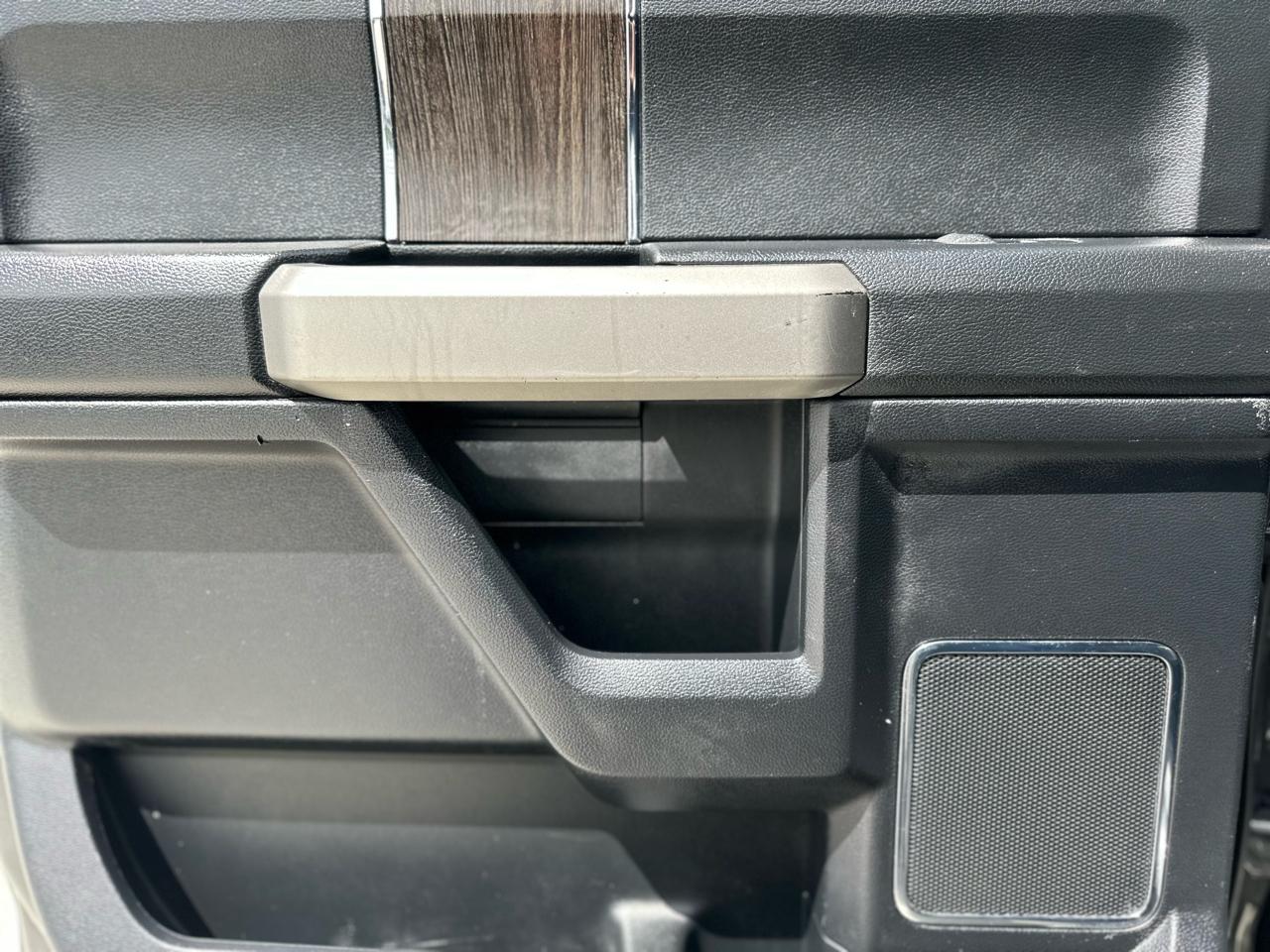 Ford F-250 SD Lariat Crew Cab 4WD 2020