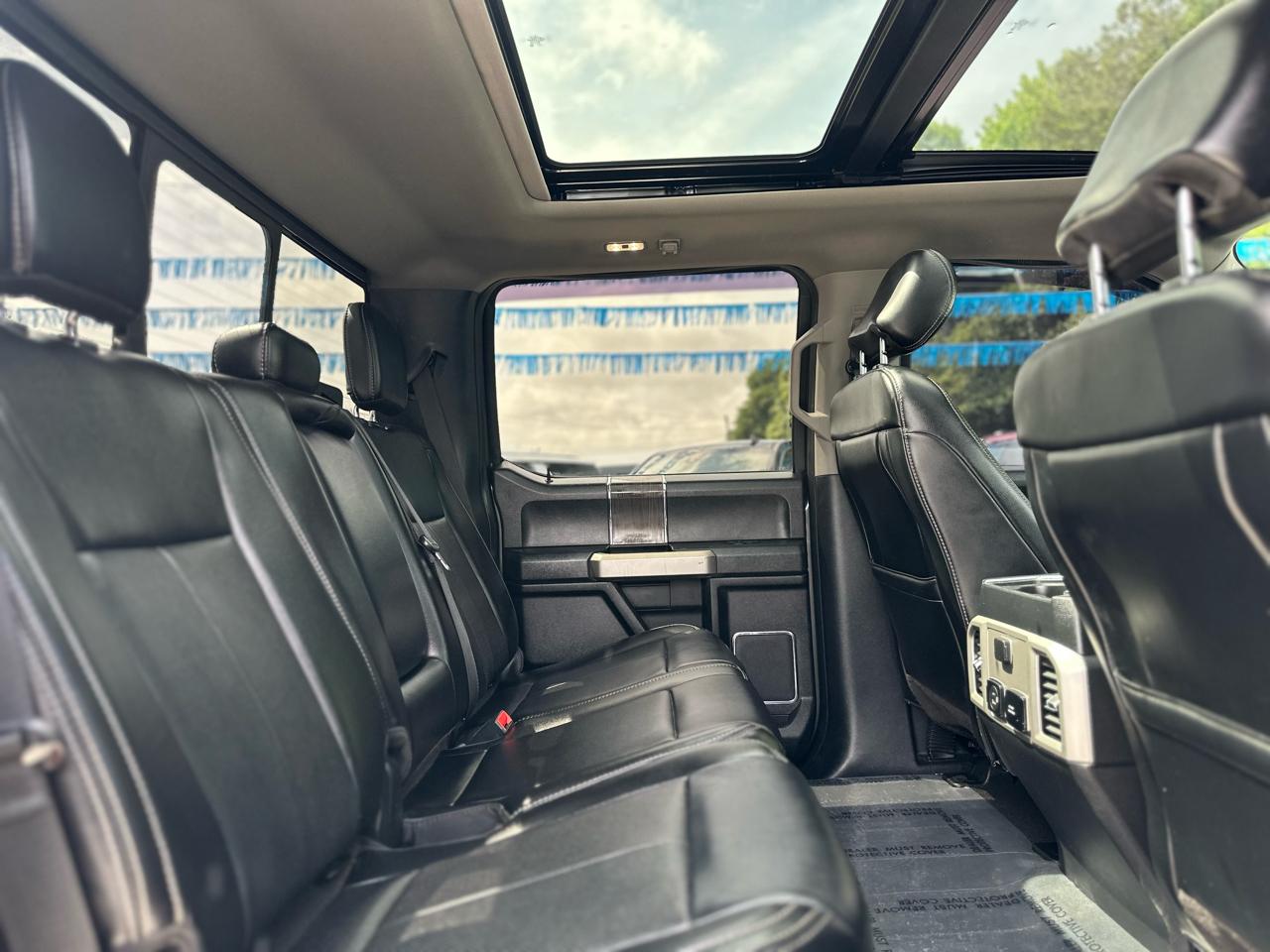 Ford F-250 SD Lariat Crew Cab 4WD 2020