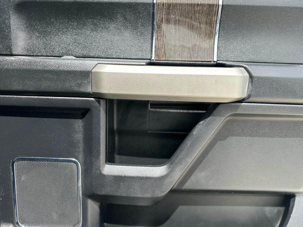 Ford F-250 SD Lariat Crew Cab 4WD 2020