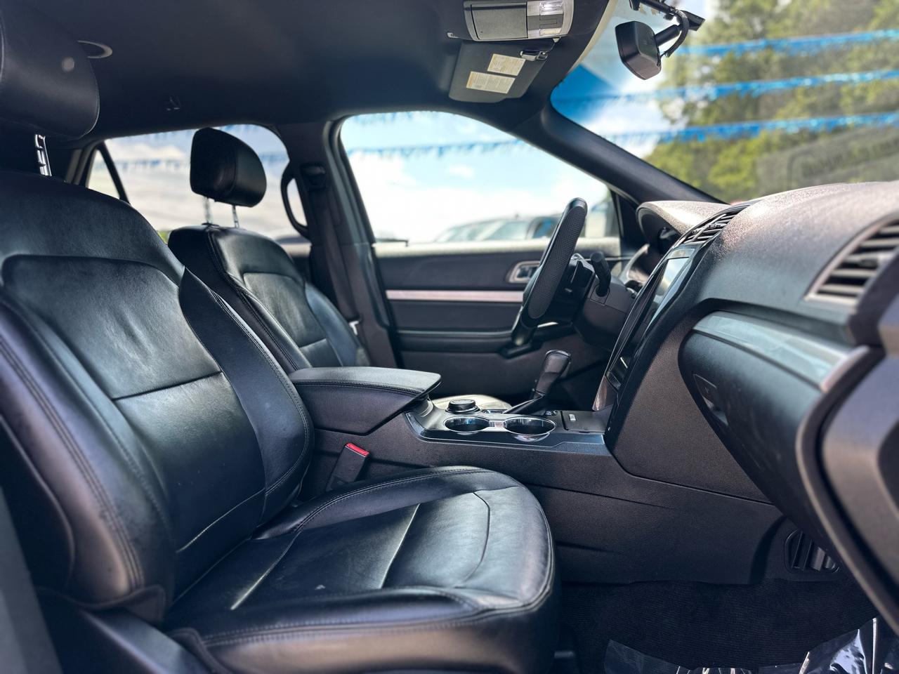 Ford Explorer XLT 4WD 2016