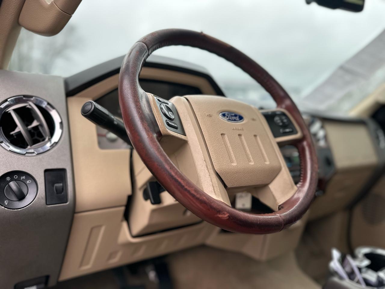 Ford F-250 SD XLT Crew Cab Long Bed 4WD 2008