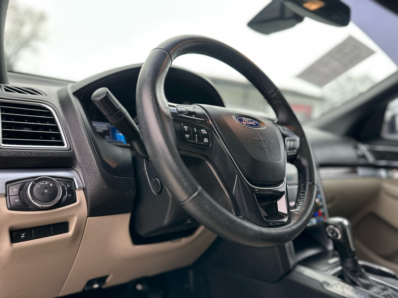 Ford Explorer Limited FWD 2018