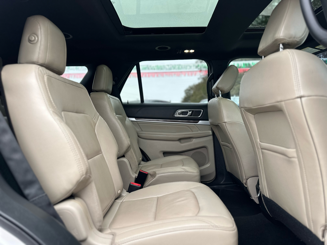 Ford Explorer Limited FWD 2018