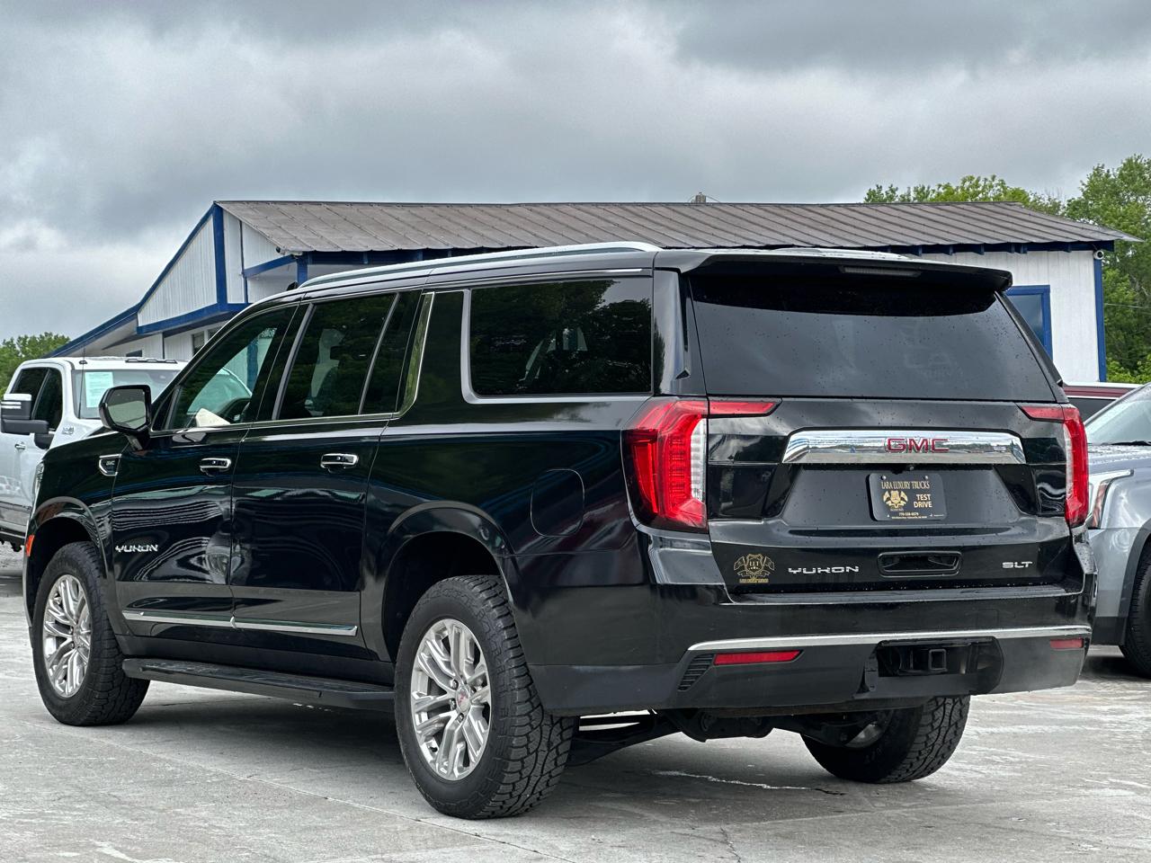 GMC Yukon XL SLT 2WD 2021