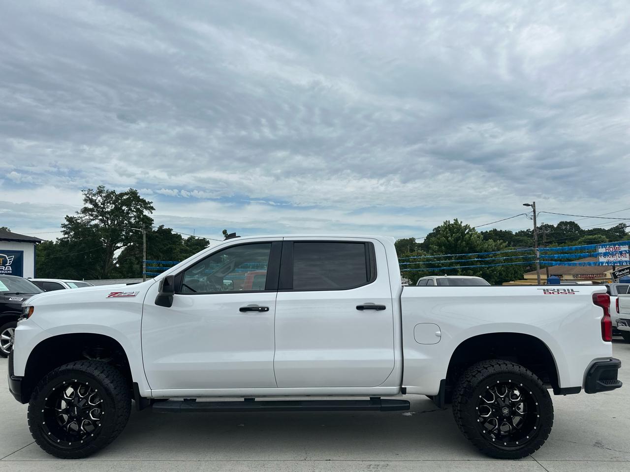 Chevrolet Silverado 1500 Limited LT Trail Boss Crew Cab Long Box 4WD 2022
