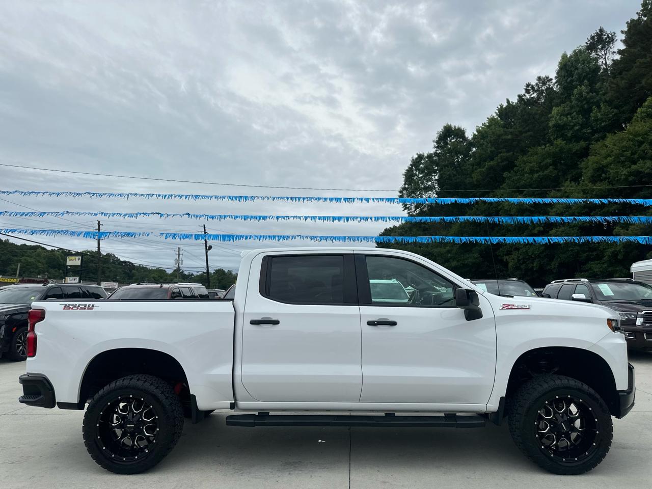 Chevrolet Silverado 1500 Limited LT Trail Boss Crew Cab Long Box 4WD 2022