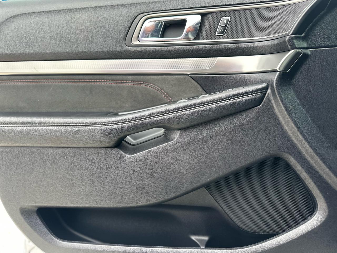 Ford Explorer XLT FWD 2019