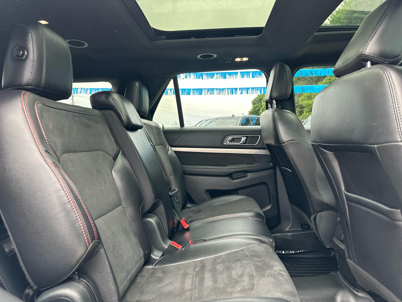 Ford Explorer XLT FWD 2019
