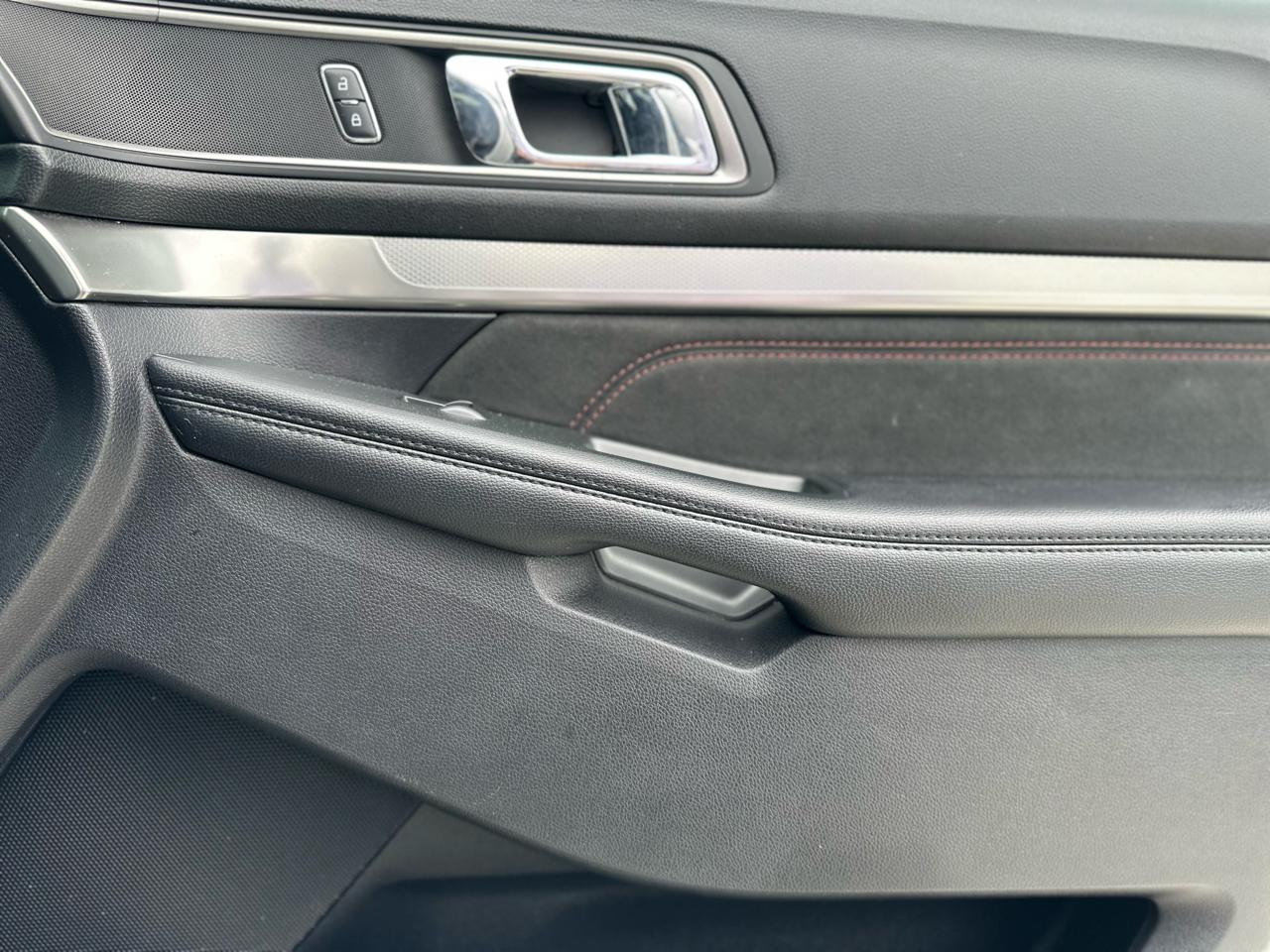 Ford Explorer XLT FWD 2019