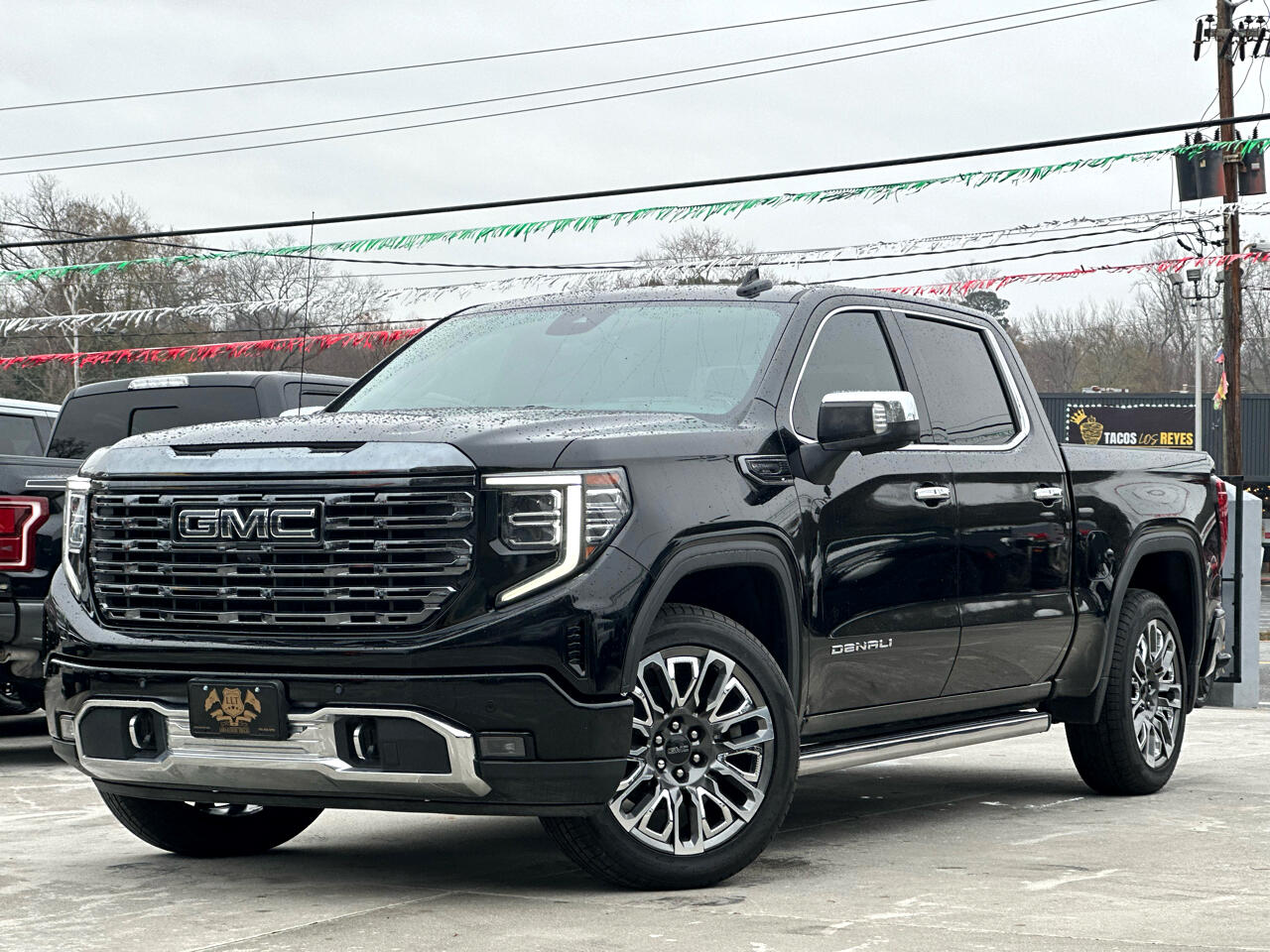 GMC Sierra 1500 Denali Ultimate Crew Cab 4WD 2024