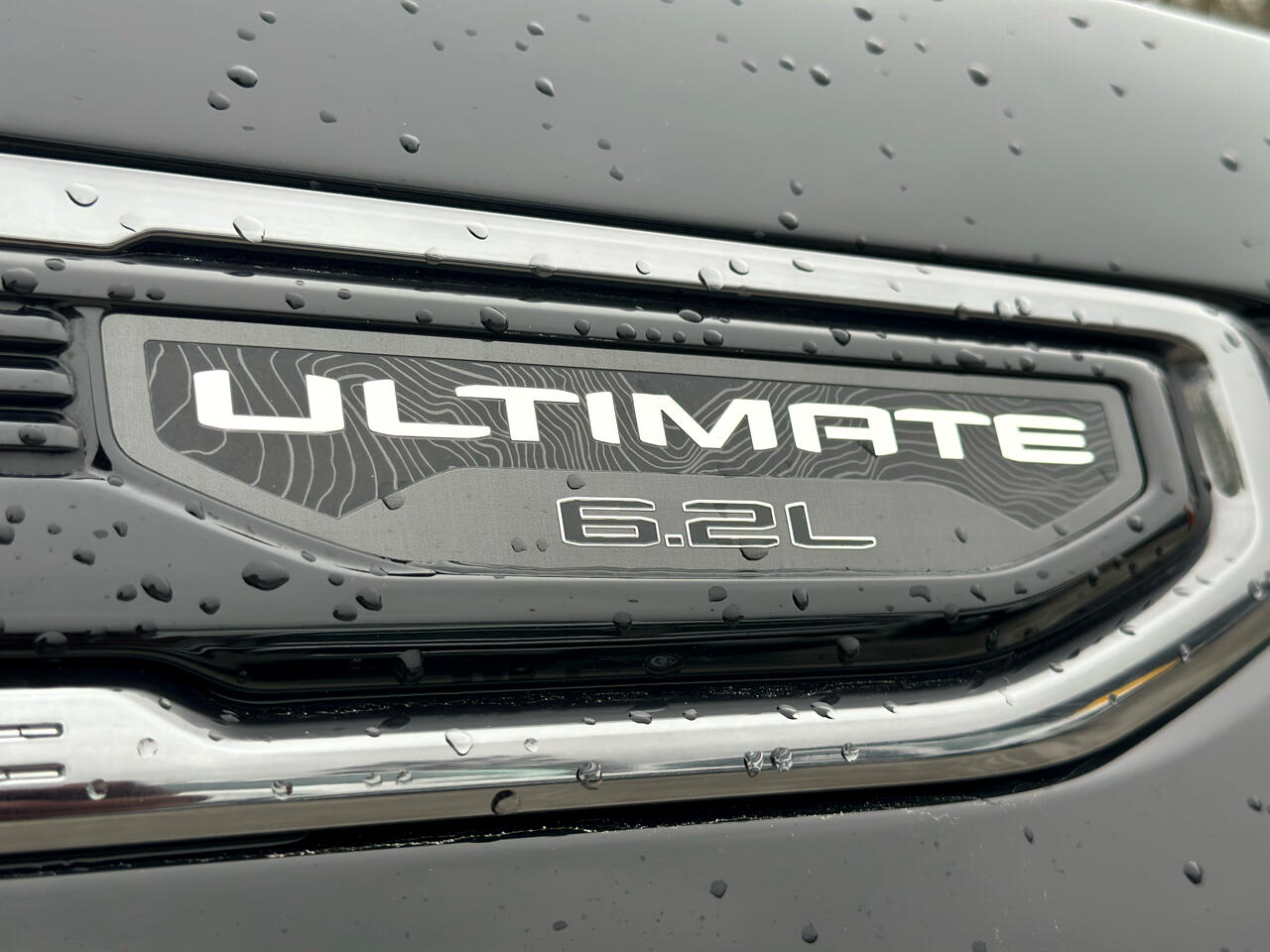 GMC Sierra 1500 Denali Ultimate Crew Cab 4WD 2024