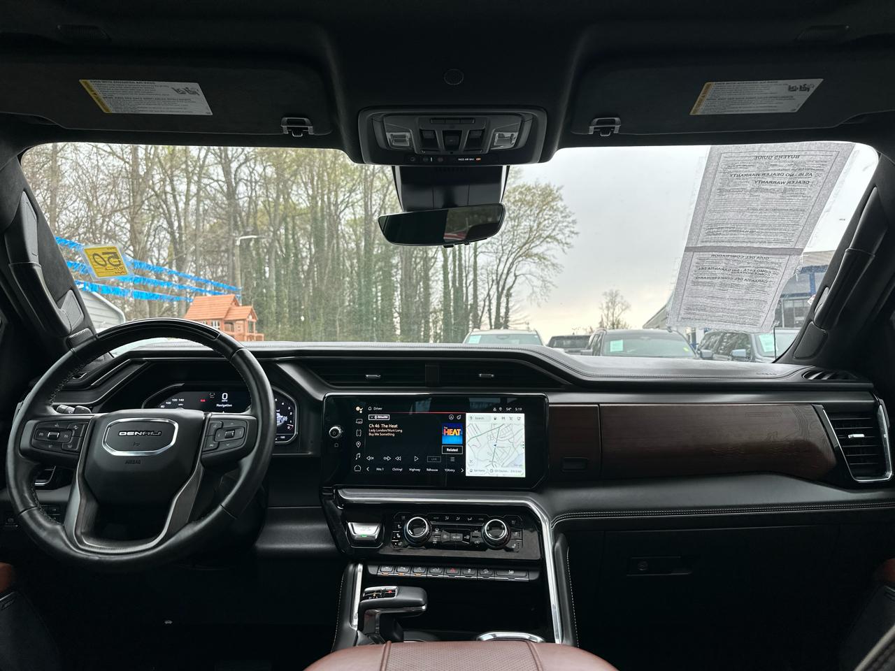 GMC Sierra 1500 Denali Ultimate Crew Cab 4WD 2024