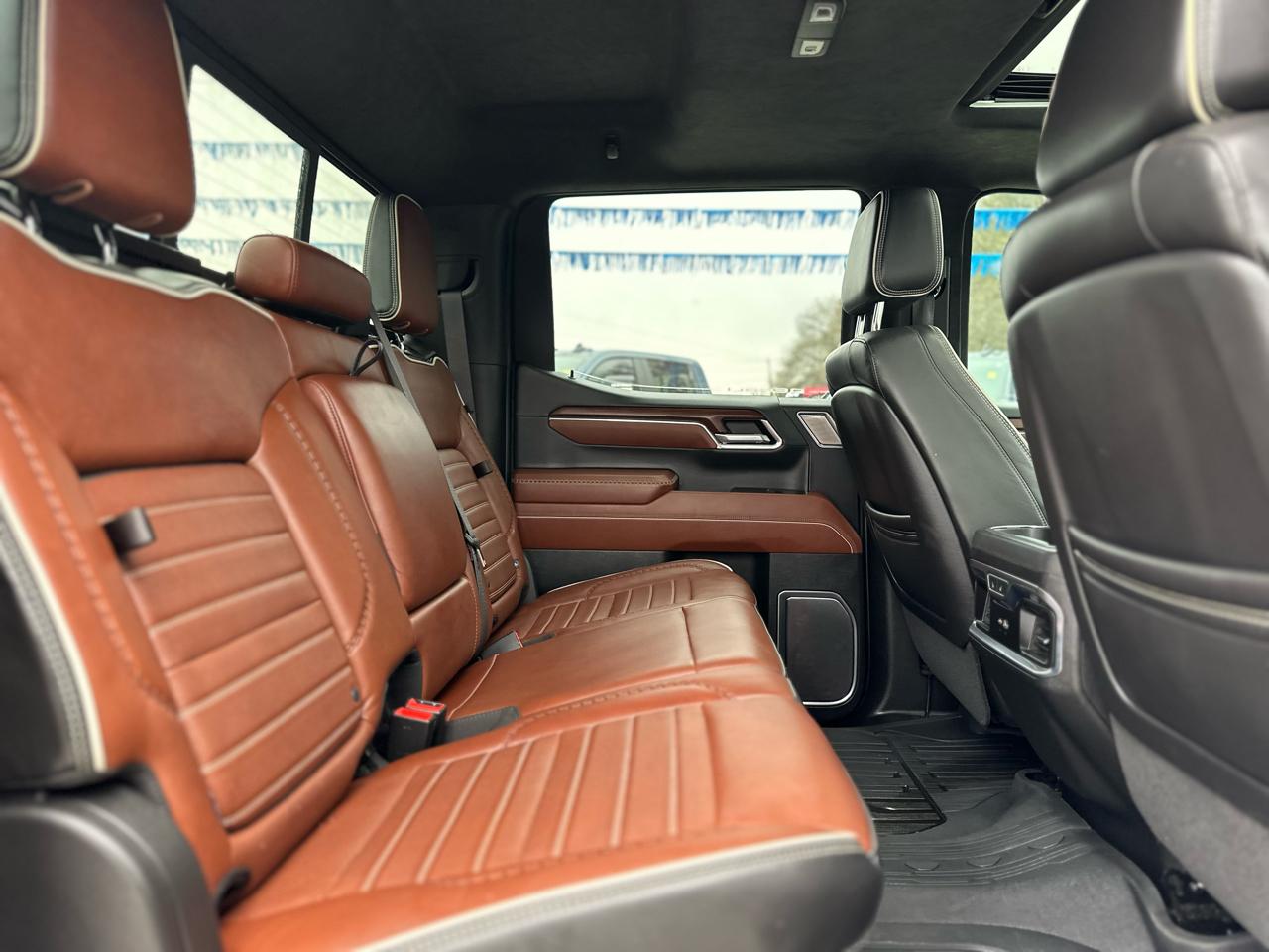 GMC Sierra 1500 Denali Ultimate Crew Cab 4WD 2024