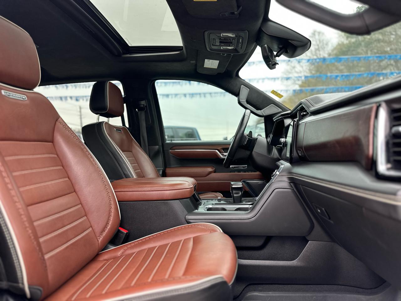 GMC Sierra 1500 Denali Ultimate Crew Cab 4WD 2024