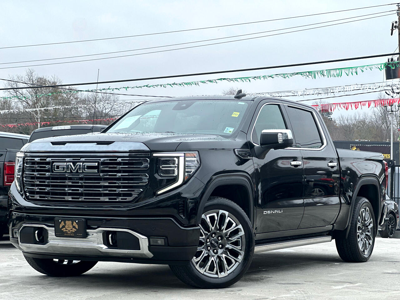 GMC Sierra 1500 Denali Ultimate Crew Cab 4WD 2023