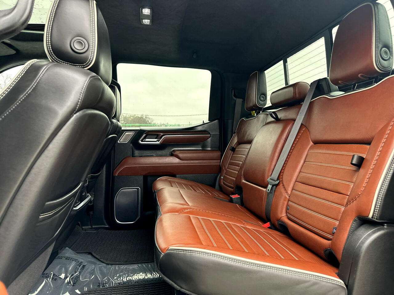 GMC Sierra 1500 Denali Ultimate Crew Cab 4WD 2023