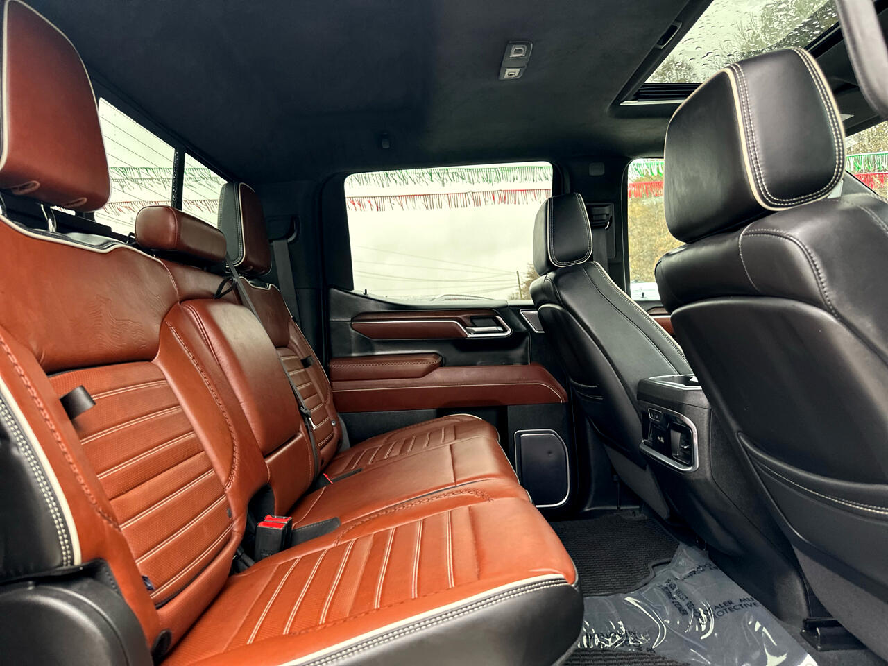 GMC Sierra 1500 Denali Ultimate Crew Cab 4WD 2023