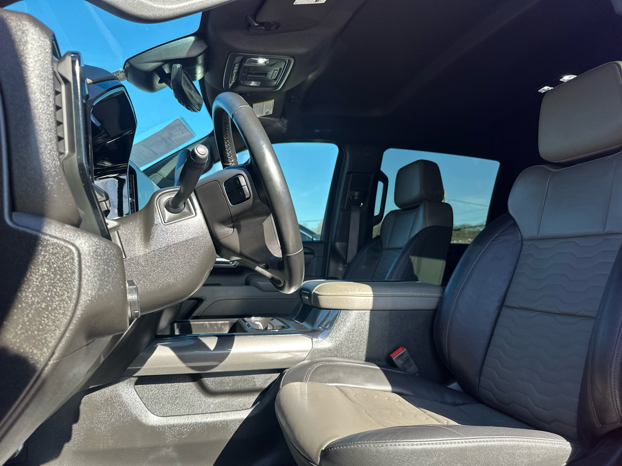 Chevrolet Silverado 2500HD ZR2 Crew Cab 4WD 2025