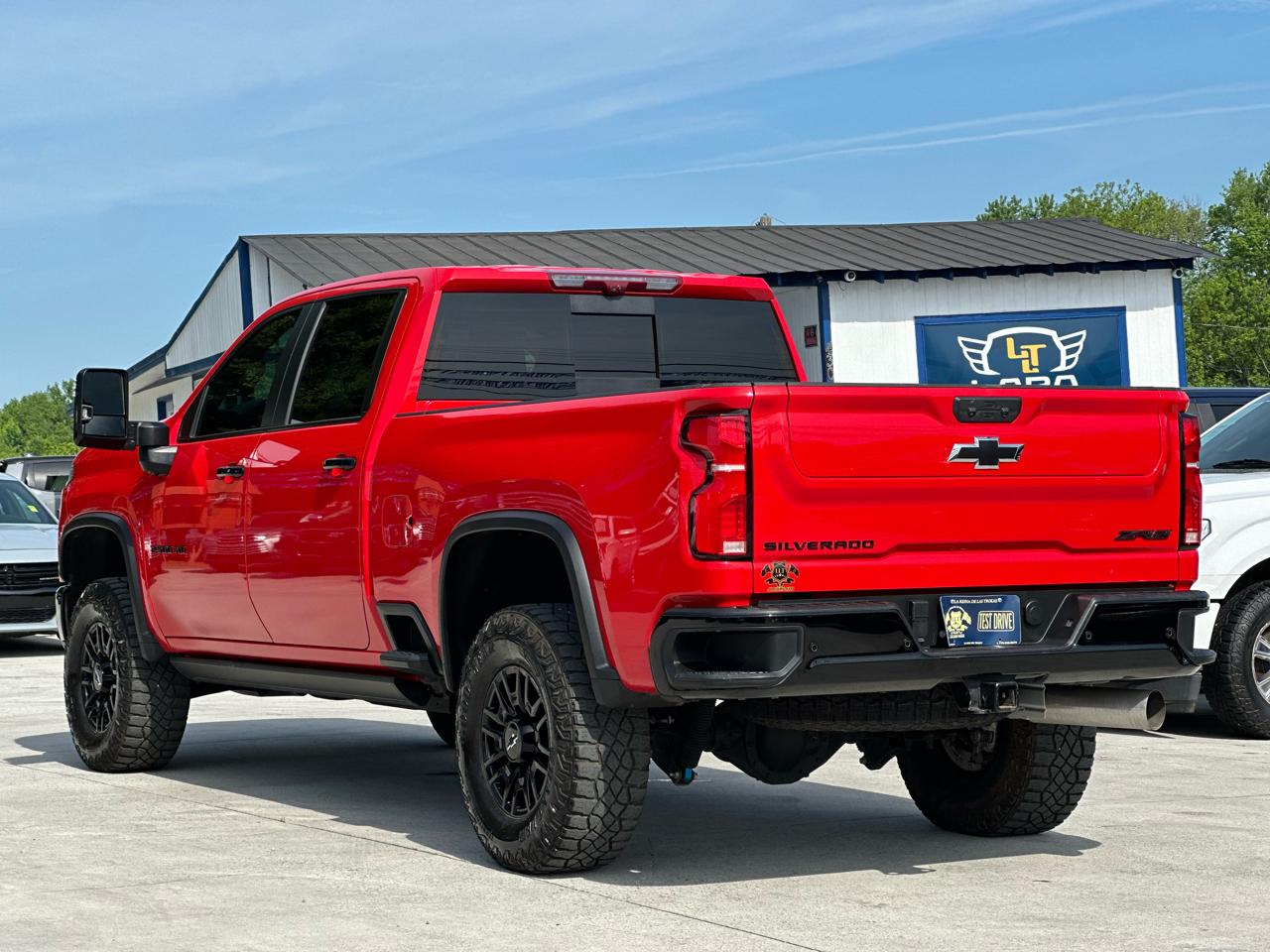 Chevrolet Silverado 2500HD ZR2 Crew Cab 4WD 2025