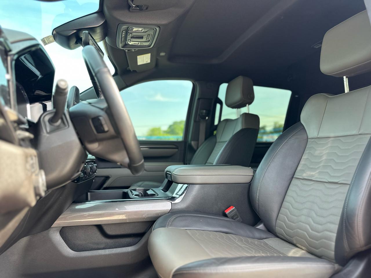 Chevrolet Silverado 2500HD ZR2 Crew Cab 4WD 2025