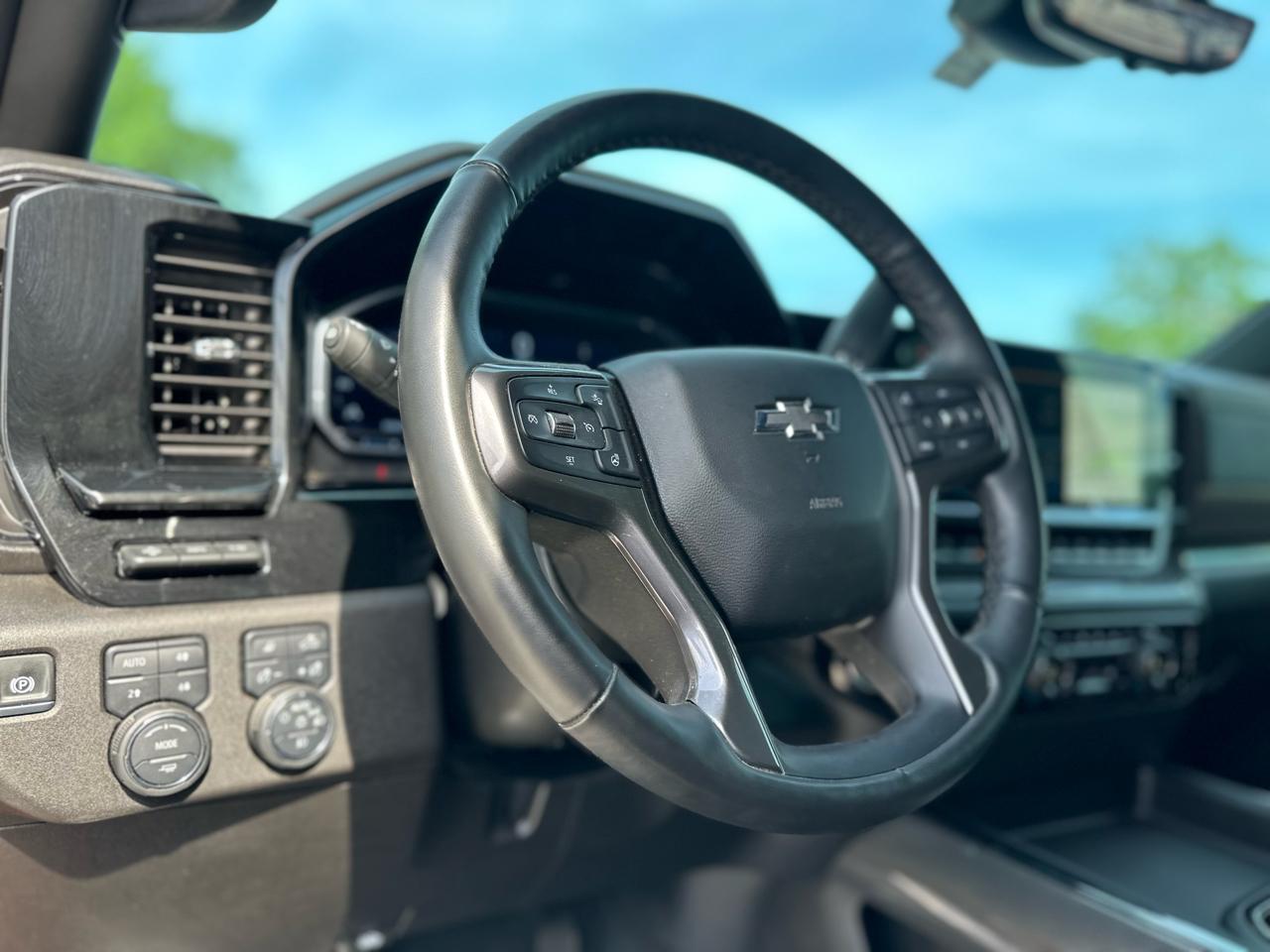 Chevrolet Silverado 2500HD ZR2 Crew Cab 4WD 2025