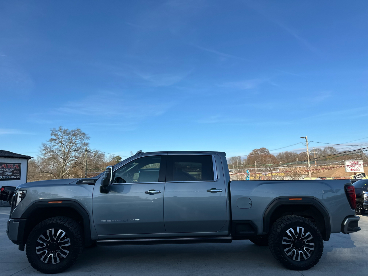 GMC Sierra 2500HD Denali Ultimate Crew Cab 4WD 2024