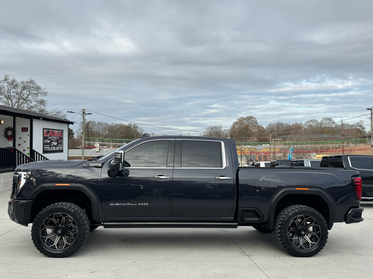 GMC Sierra 2500HD Denali Ultimate Crew Cab 4WD 2024