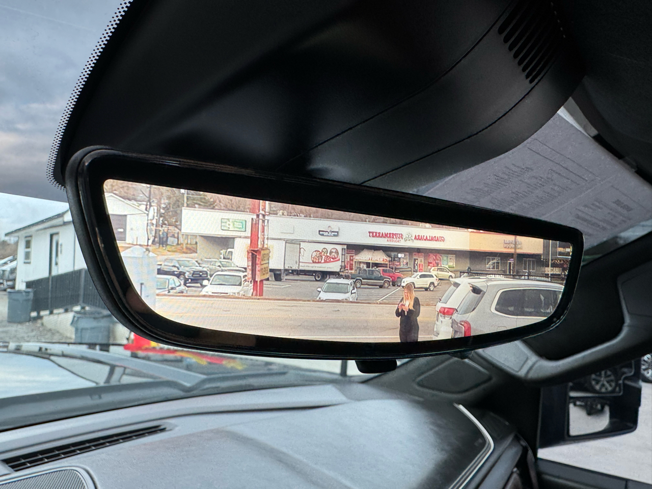 GMC Sierra 2500HD Denali Ultimate Crew Cab 4WD 2024