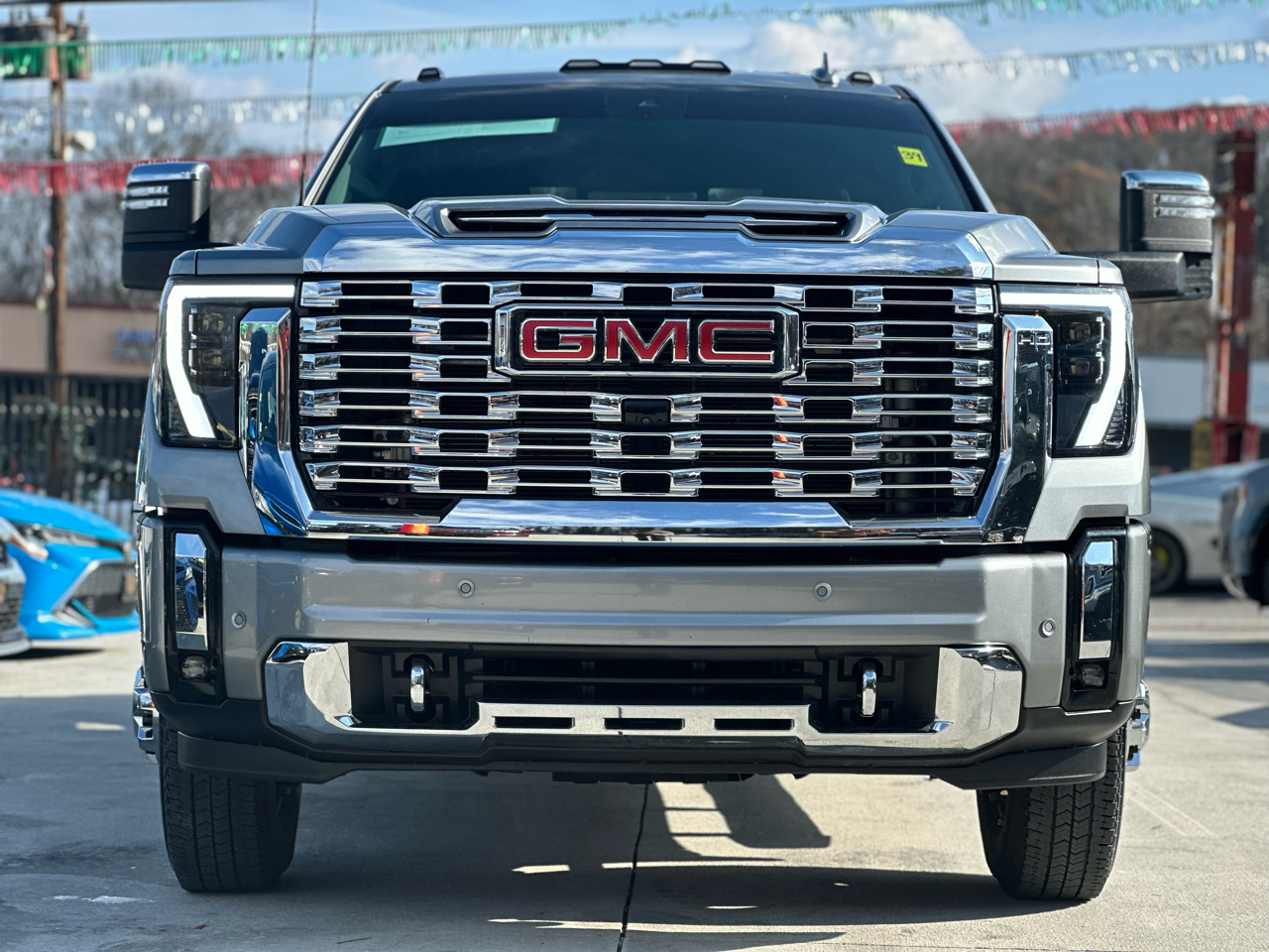 GMC Sierra 3500HD Denali Crew Cab Long Box 4WD 2025