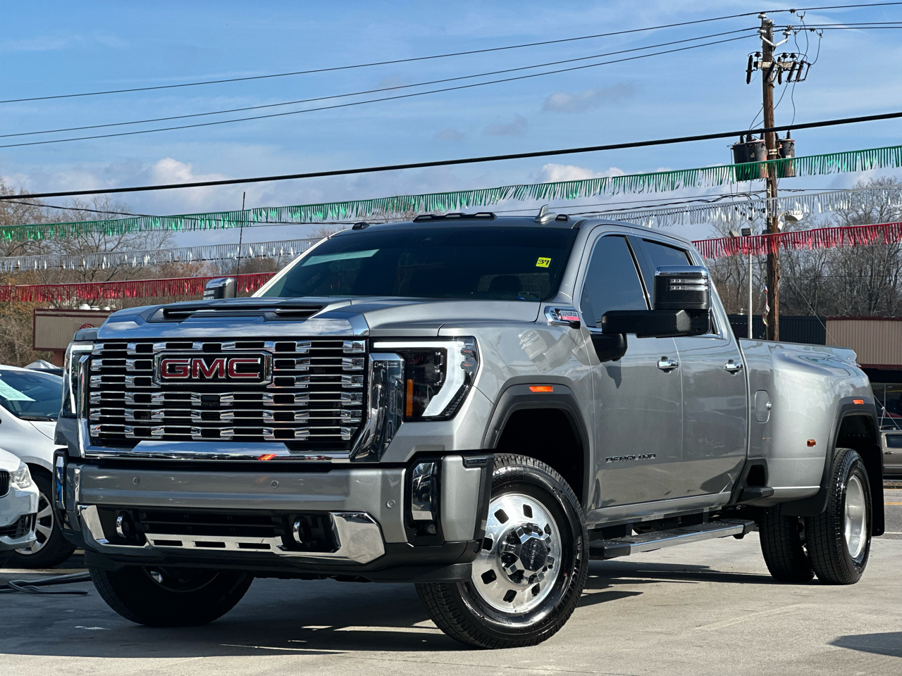 GMC Sierra 3500HD Denali Crew Cab Long Box 4WD 2025