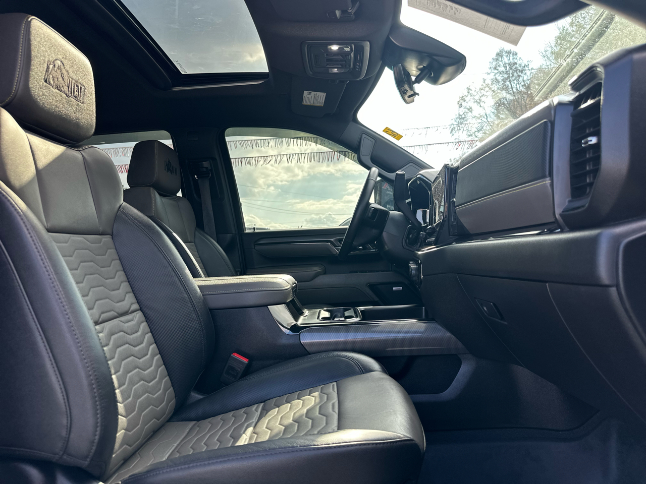 Chevrolet Silverado 2500HD  2025