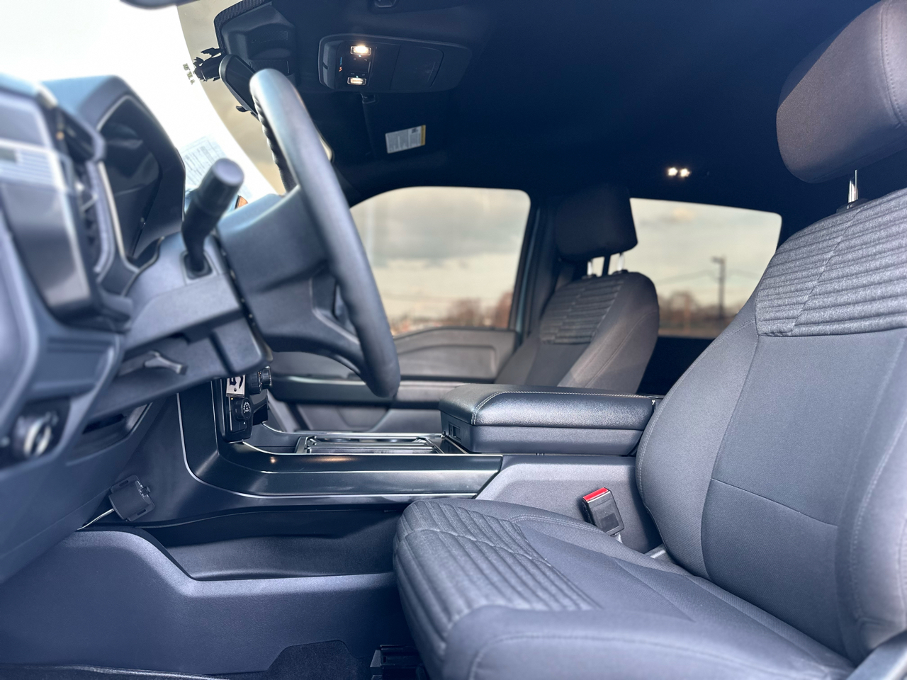 Ford F-150 STX 4WD 2023