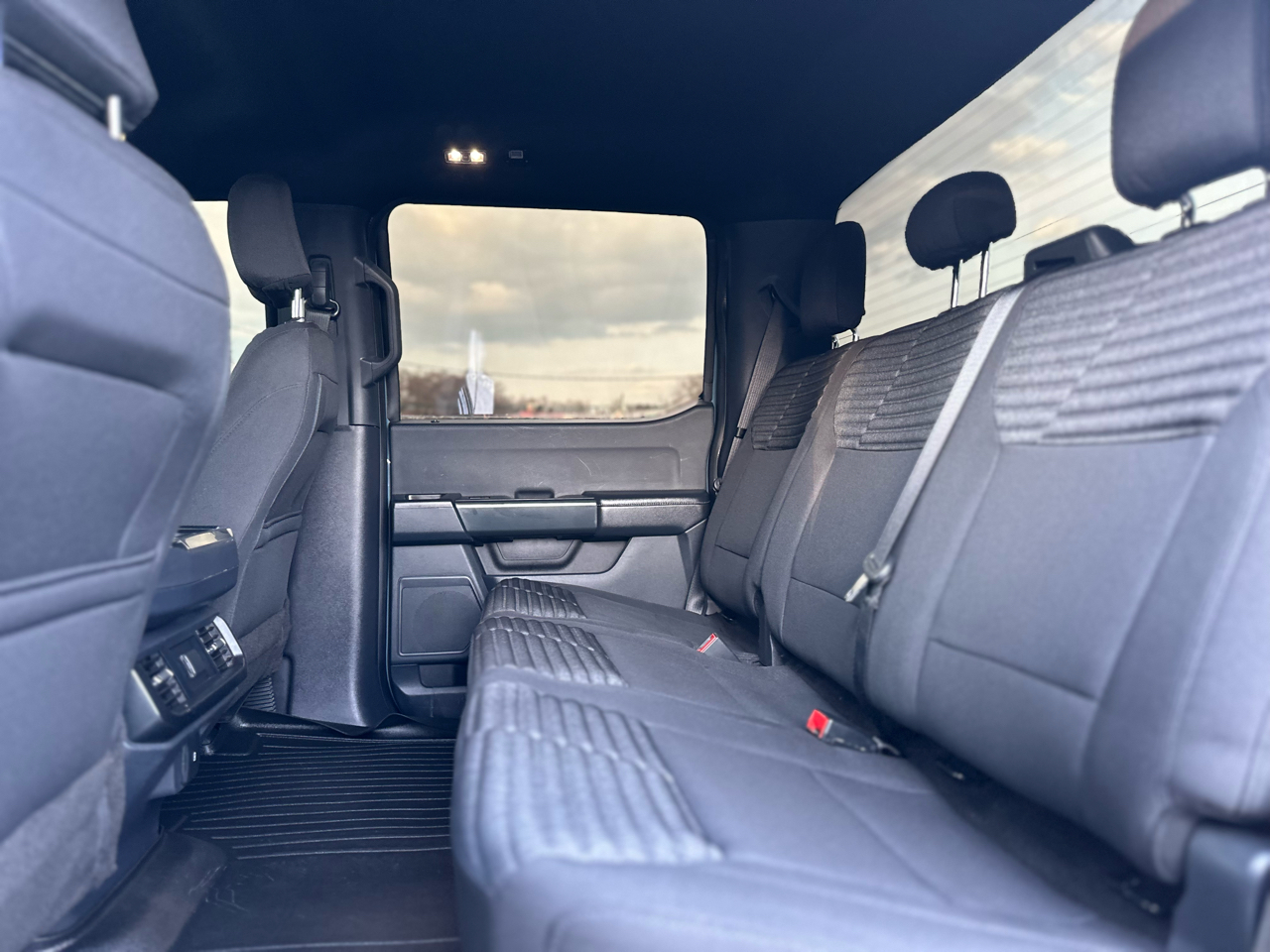 Ford F-150 STX 4WD 2023