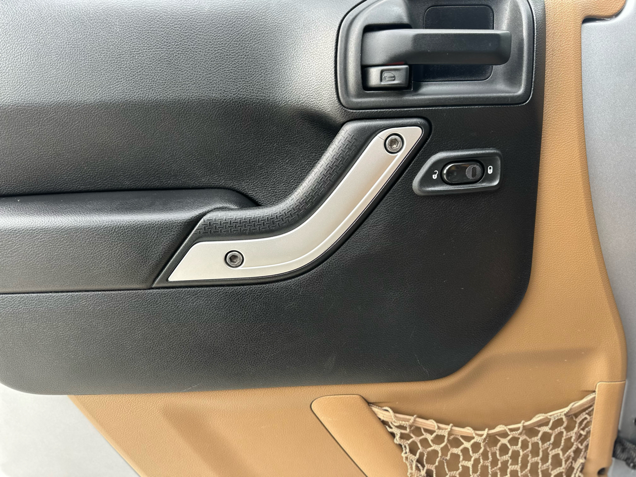 Jeep Wrangler Unlimited Sahara 4WD 2015