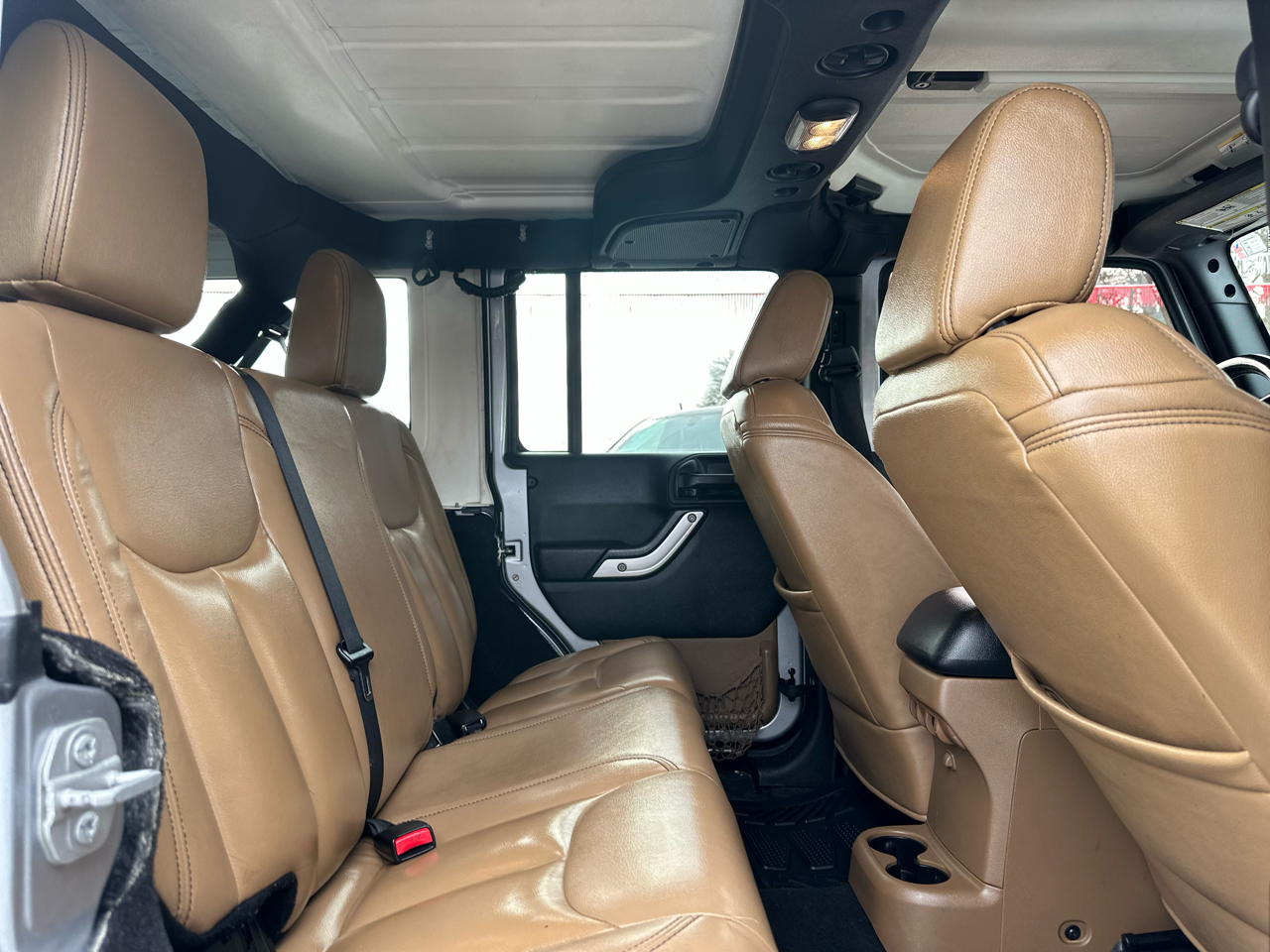 Jeep Wrangler Unlimited Sahara 4WD 2015