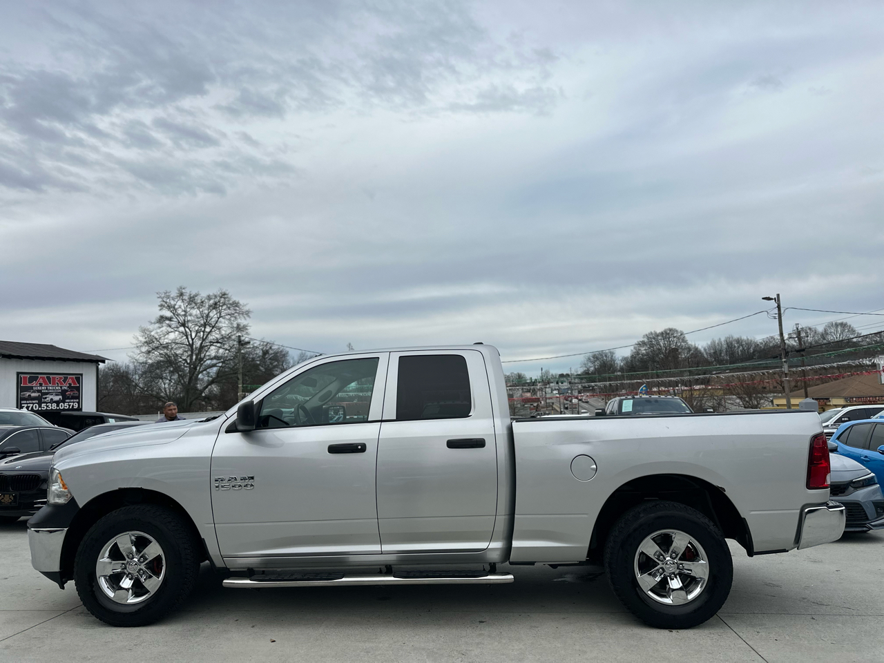 RAM 1500 Tradesman Quad Cab 2WD 2018