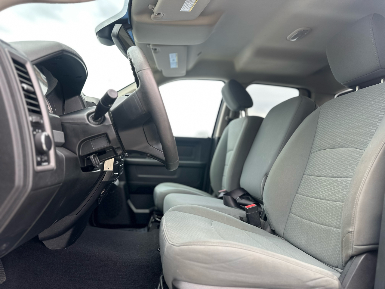 RAM 1500 Tradesman Quad Cab 2WD 2018