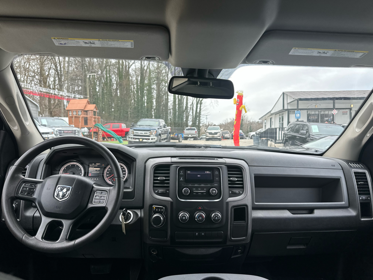 RAM 1500 Tradesman Quad Cab 2WD 2018