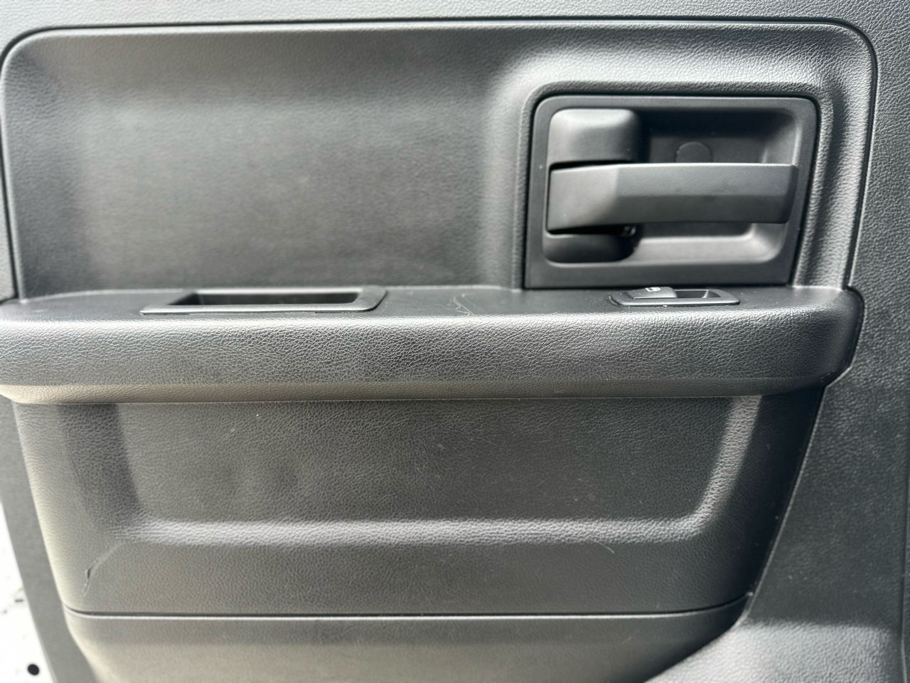 RAM 1500 Tradesman Quad Cab 2WD 2018