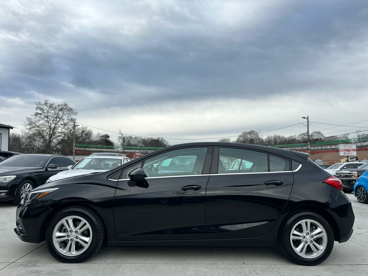 Chevrolet Cruze LT Auto Hatchback 2017