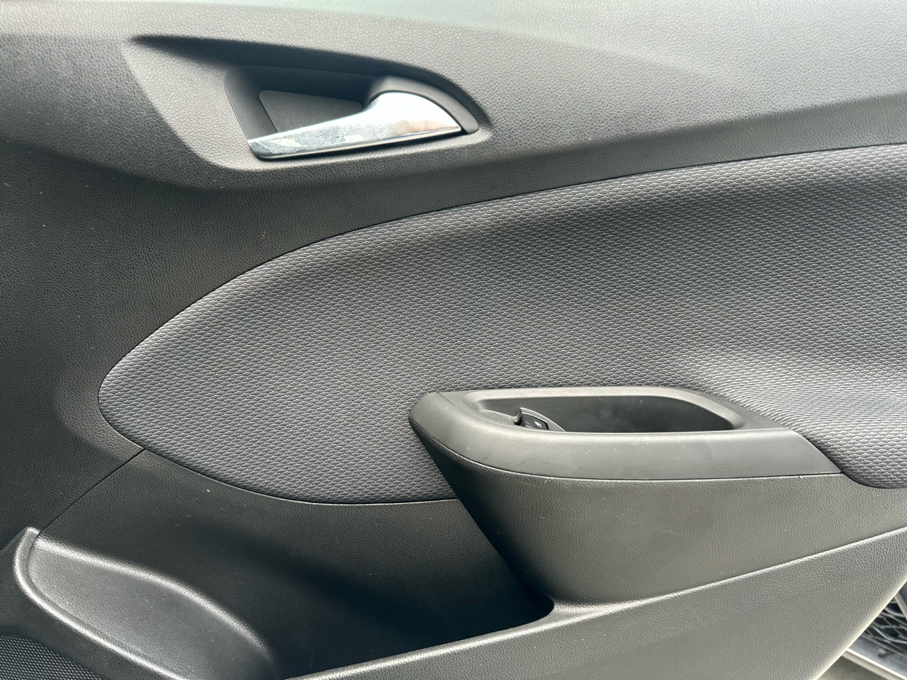 Chevrolet Cruze LT Auto Hatchback 2017