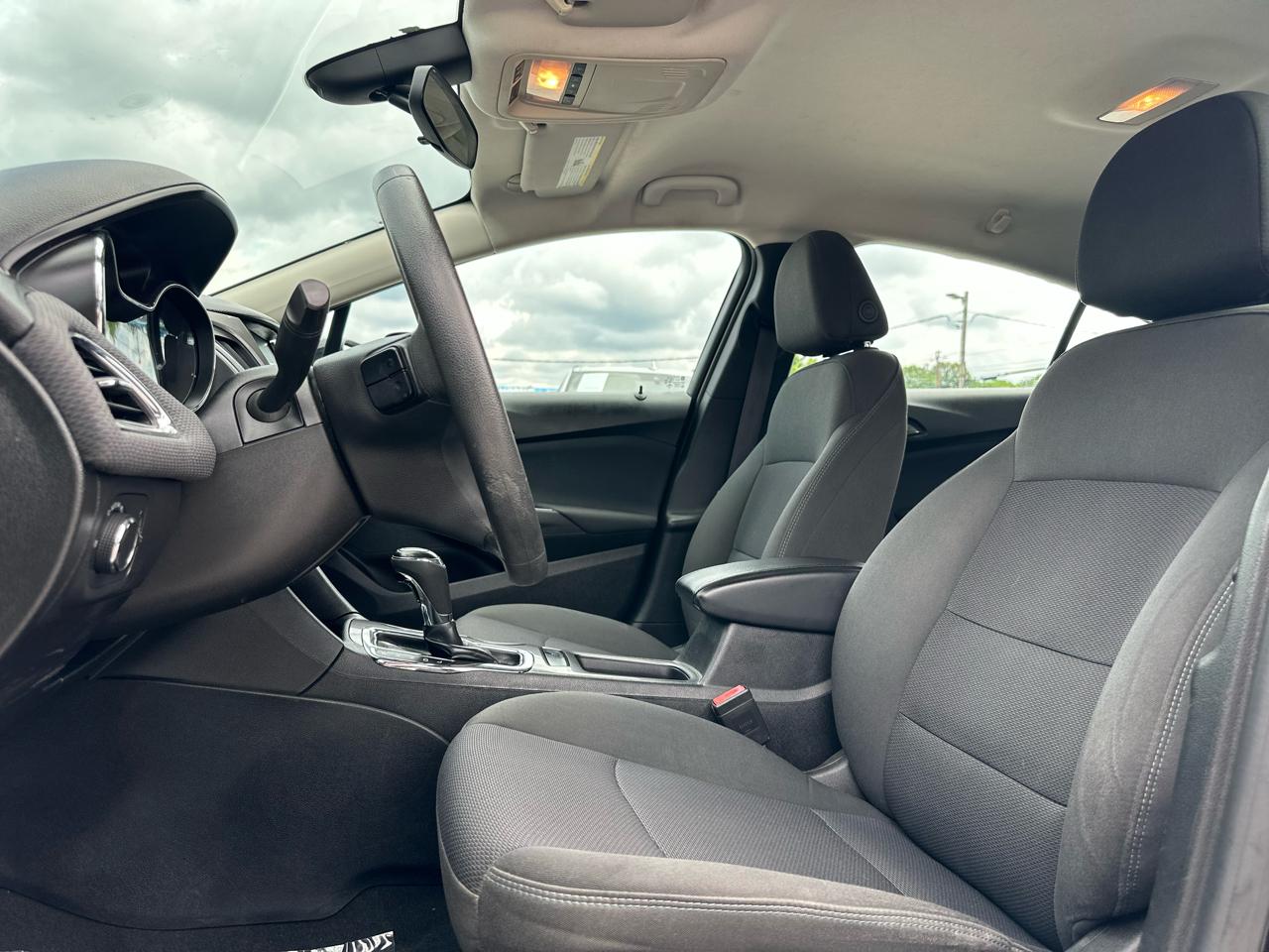 Chevrolet Cruze LT Auto Hatchback 2017