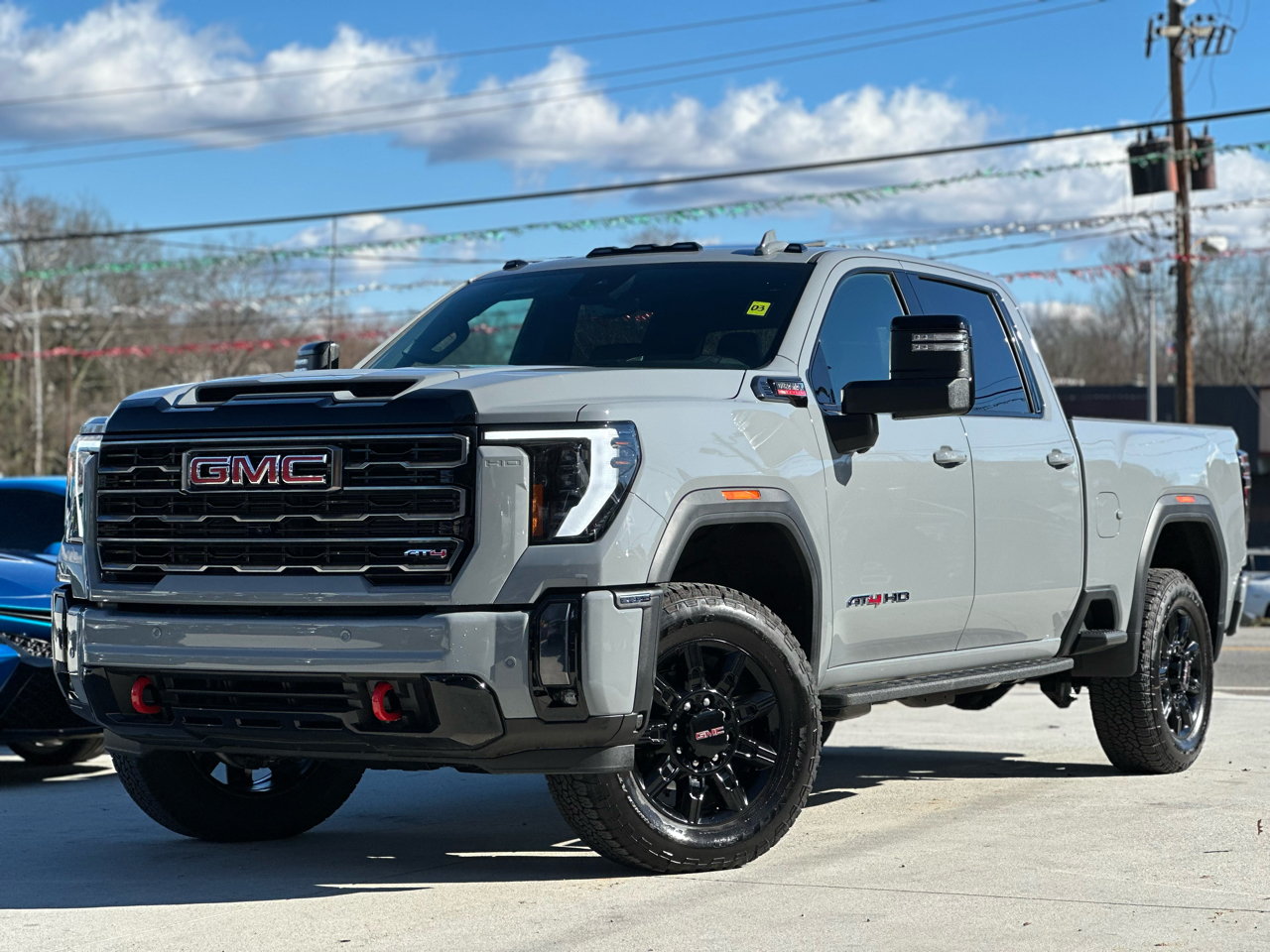GMC Sierra 2500HD AT4 Crew Cab 4WD 2024