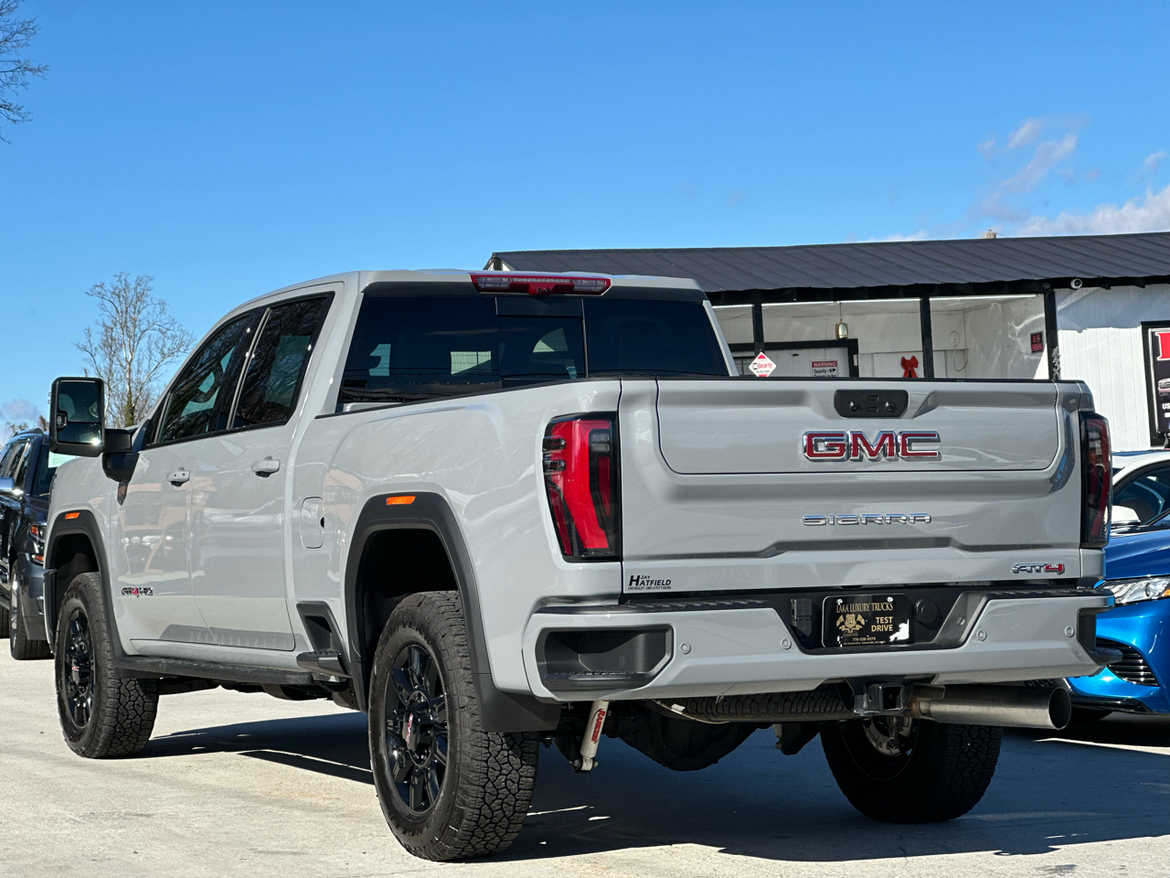 GMC Sierra 2500HD AT4 Crew Cab 4WD 2024