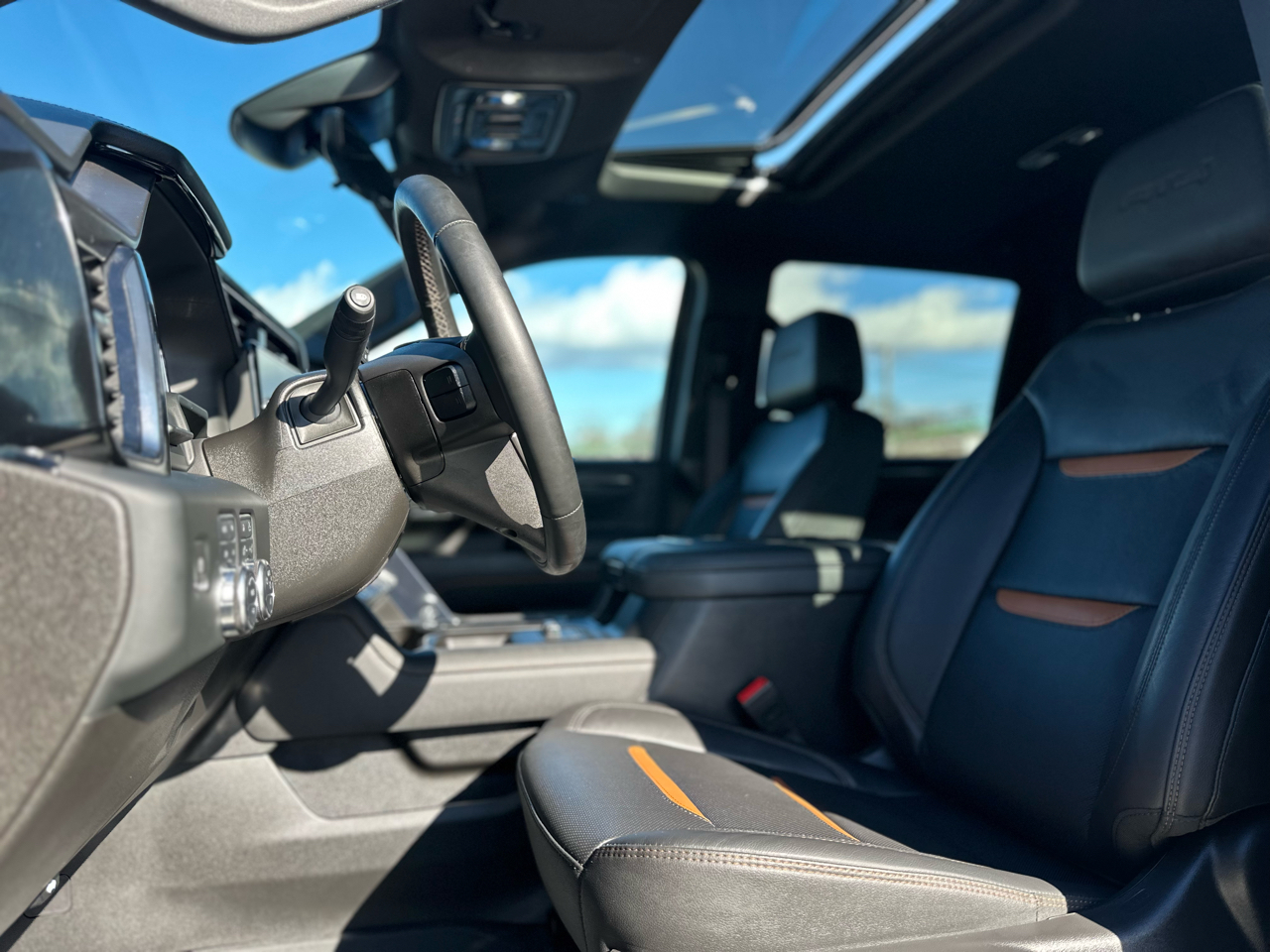 GMC Sierra 2500HD AT4 Crew Cab 4WD 2024