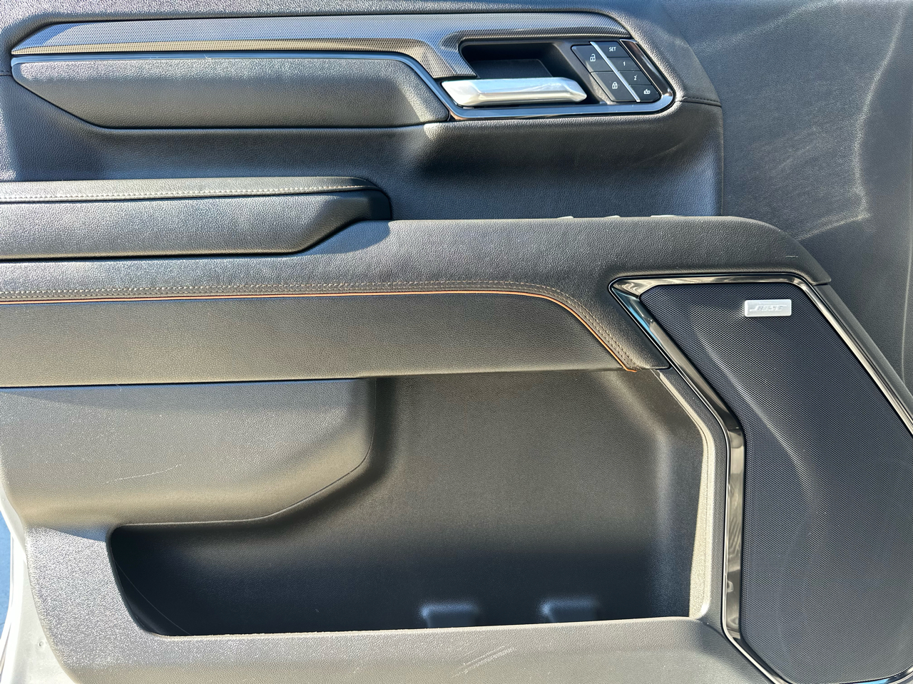 GMC Sierra 2500HD AT4 Crew Cab 4WD 2024