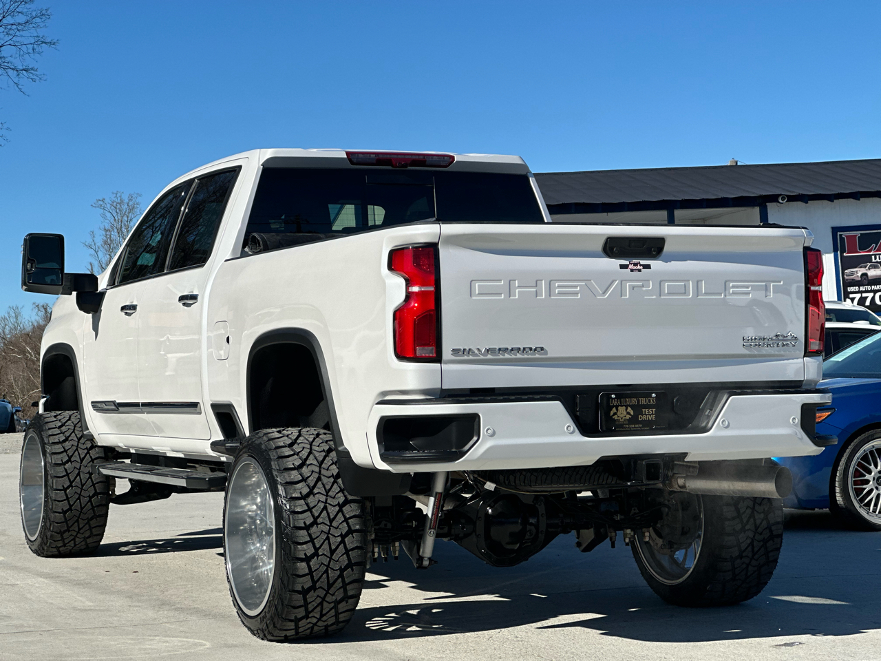 Chevrolet Silverado 2500HD High Country Crew Cab Short Box 4WD 2025
